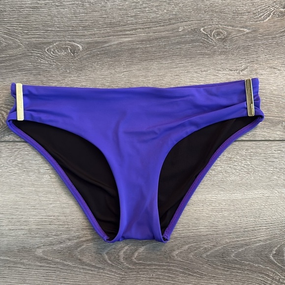 Victoria’s Secret Purple Women's Swim Bottoms small - Picture 1 of 3